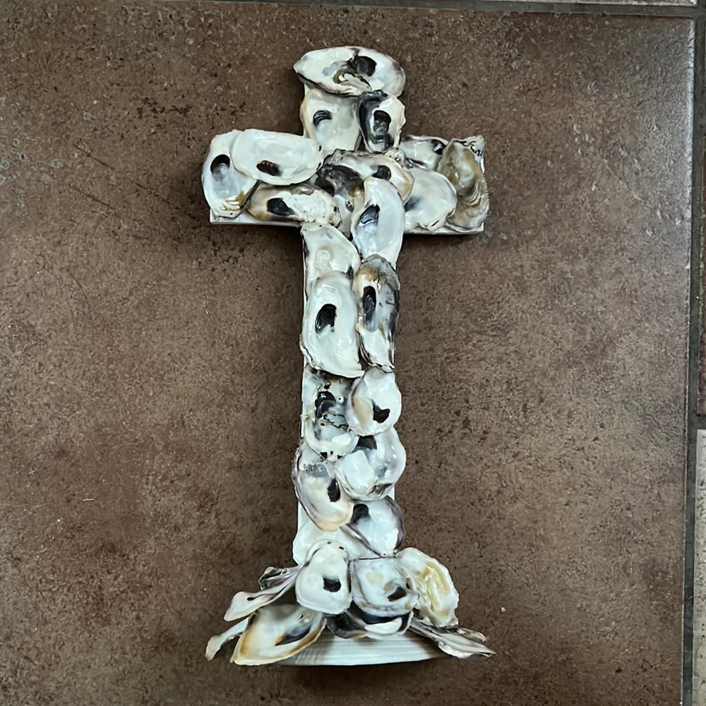 Shell cross